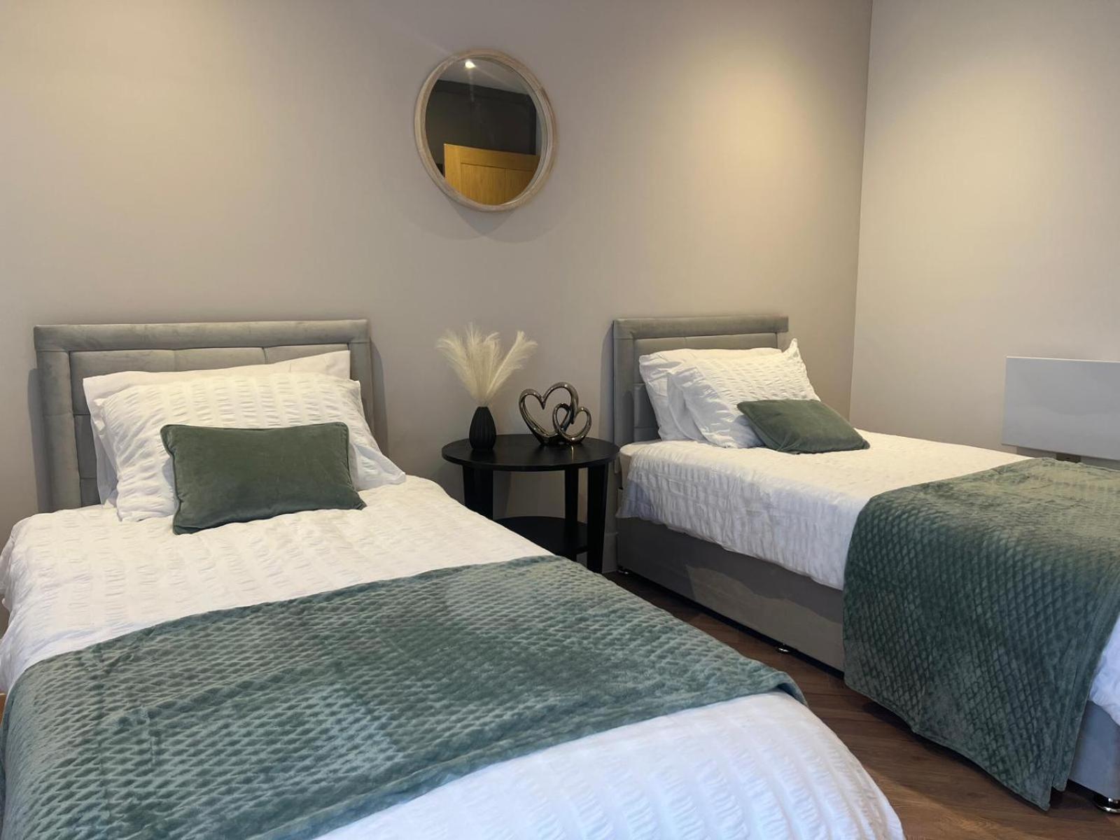 New 2 Bedroom Apartment Rickmansworth Town Centre Dış mekan fotoğraf